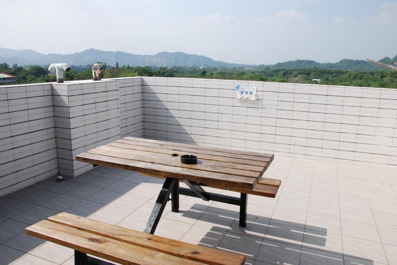 Sunny Sky Homestay Yujing 外观 照片